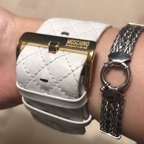 Moschino Cheap and Chic white and Gold Watch, Authentic - Picture 8 of 9